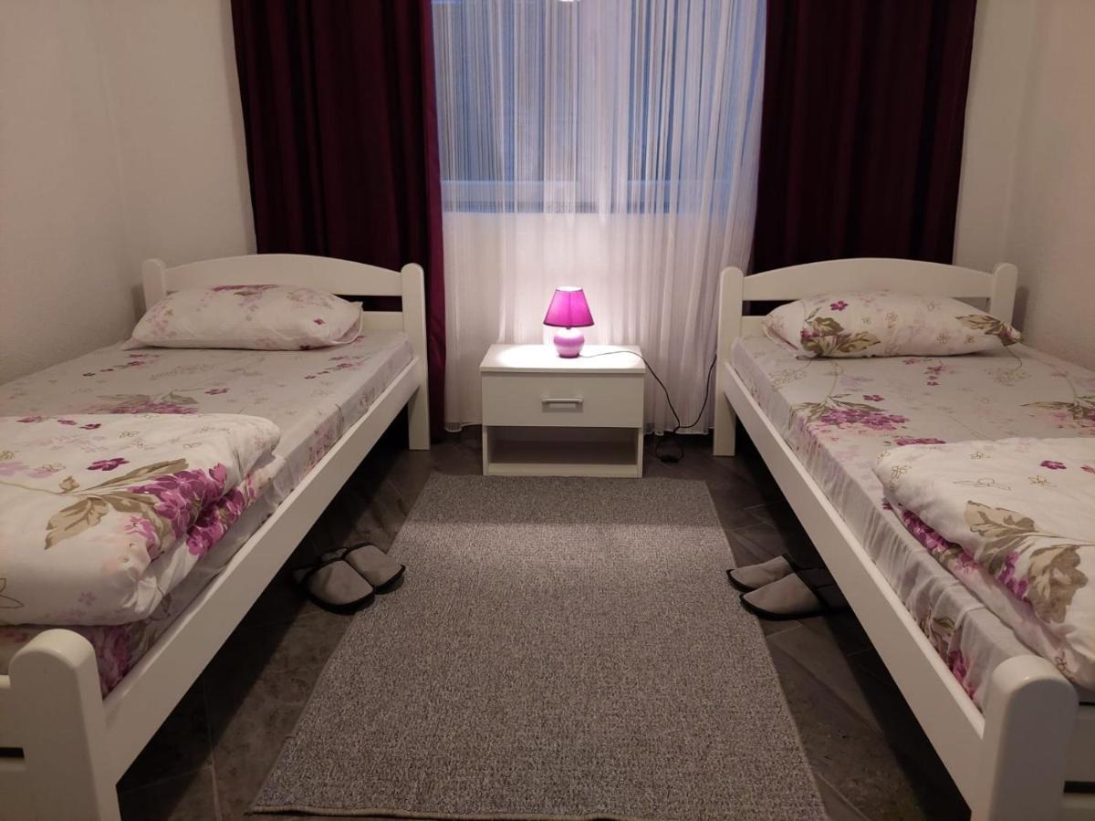 Apartman Amelaa Kulen Vakuf Exteriér fotografie